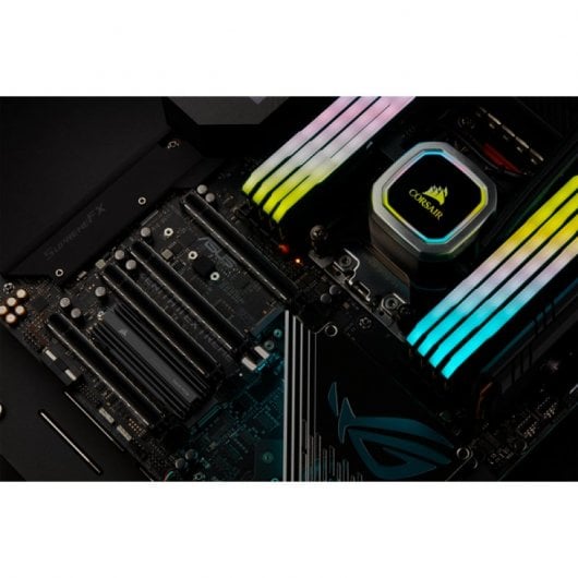 Corsair MP600 PRO 1TB M.2 NVMe PCIe Gen 4 x4 SSD