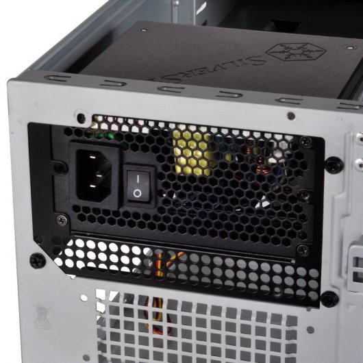 SilverStone PP08 Adaptador para Fuente de Alimentación SFX a ATX PS2 Negro