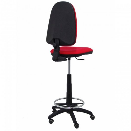 Sgabello Piqueras y Crespo Ayna Bali con ruote in parquet rosso