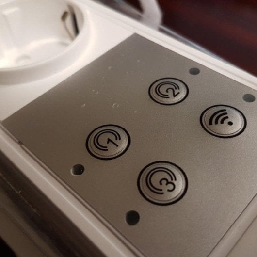 V-Tac 8420 Regleta Inteligente WiFi 3 Tomas