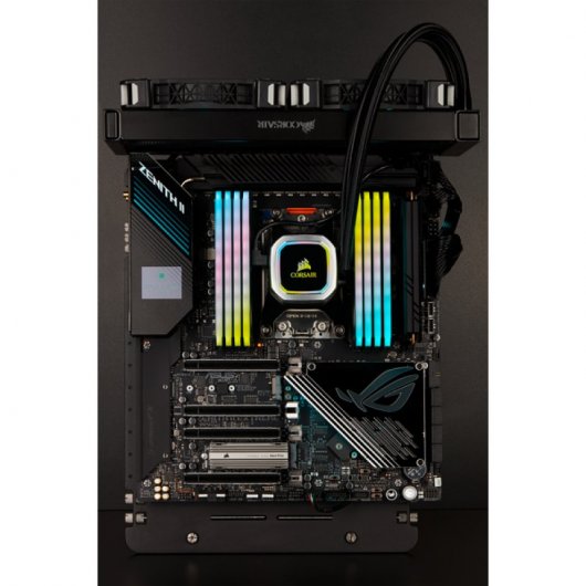 Corsair MP600 CORE 1TB M.2 NVMe PCIe Gen 4 x4 SSD