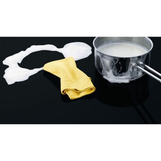 Zanussi ZITN633X Placa de Inducción 3 Zonas 60cm Negra