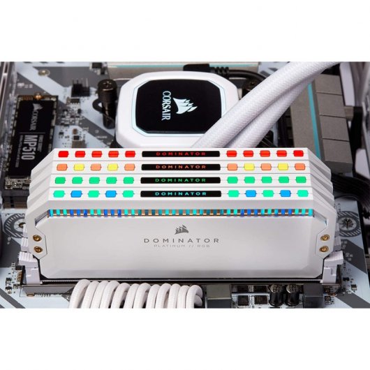 Corsair Dominator Platinum RGB DDR4 3600MHz PC4-28800 32GB 4x8GB CL18