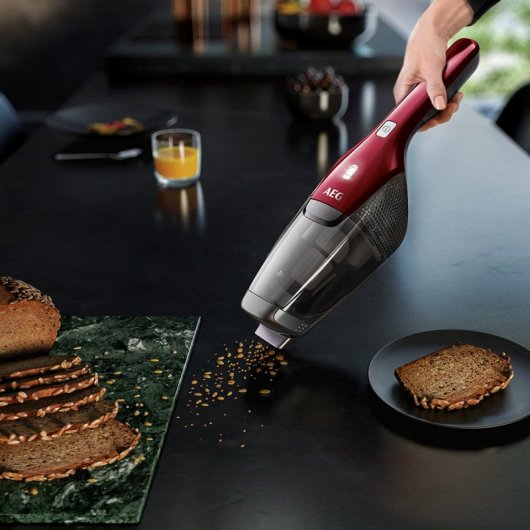 AEG CX7235WR Aspirador Escoba 2 en 1 18V Roja