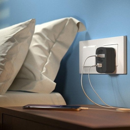 Régua de tomadas Simon Brico 1 Tomada 2 USB-A 16A Preta Portátil