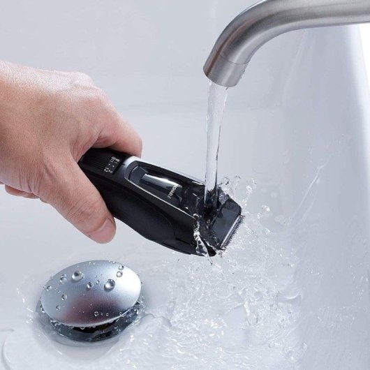 Tondeuse Homme Panasonic ER-GB60-K503 Sans Fil 50min Longueurs Réglables 2 Sabots