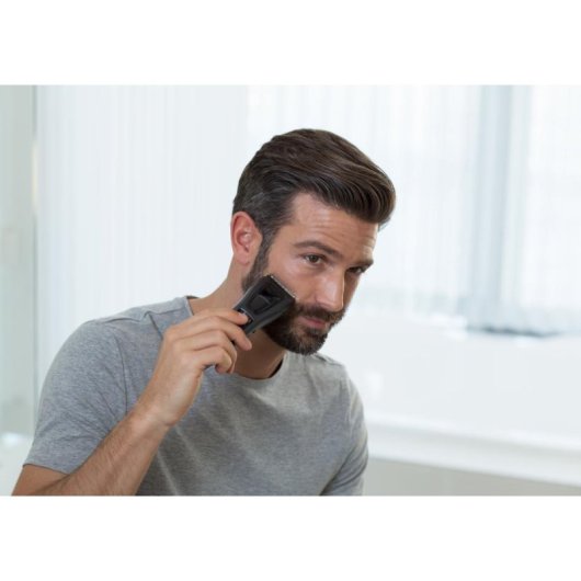 Tondeuse Homme Panasonic ER-GB60-K503 Sans Fil 50min Longueurs Réglables 2 Sabots