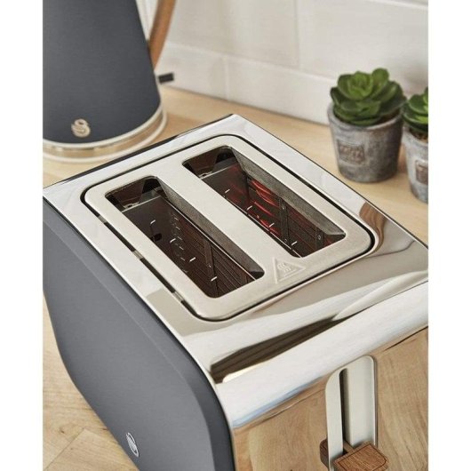 Set petit-dejeuner Swan Nordic avec grille-pain 2 fentes larges 900 W, 6 niveaux et bouilloire 1,7 L, gris