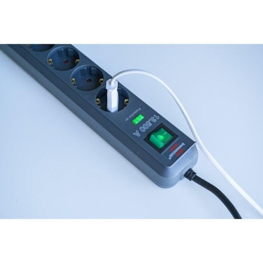 Multipresa Brennenstuhl Eco-Line 6 prese protezione sovratensione interruttore 1,5 m