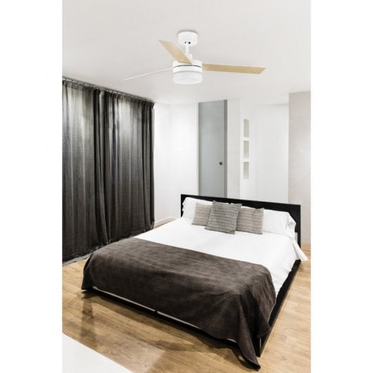 Faro Ice Ventilador de Techo con Luz LED Mando y Altavoz Aspas Reversibles 55W Blanco/Arce