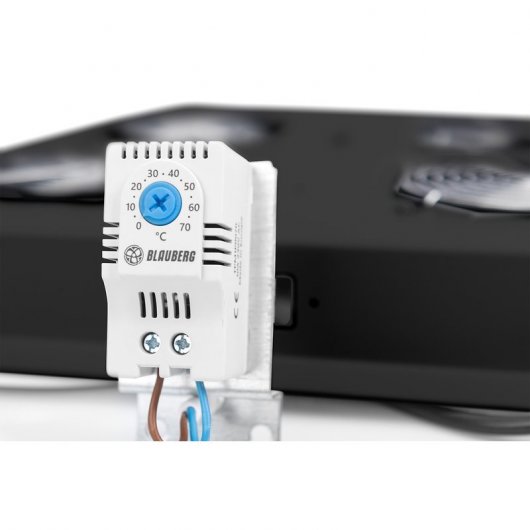 Digitus Unité de ventilation de toit pour armoires réseau de série Unique & Varioflex-N, armoires réseau et armoires serveur Dynamic Basic