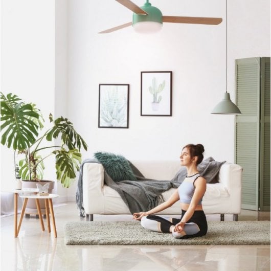 Universal Blue Vento Ventilador de Techo WiFi con Luz LED y Mando Aspas Reversibles 70W Turquesa/Madera/Blanco