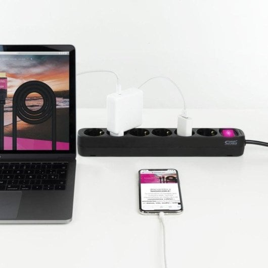 Multiprise Nanocable 10.37.0006-BK 6 Prises Interrupteur Protection Enfant Noire