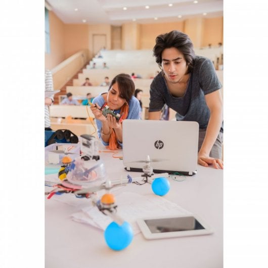 HP EliteBook 755 G5 AMD Ryzen 7 2700U/8GB/256GB SSD/15.6"