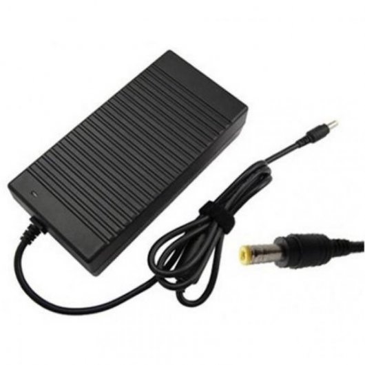 Voltistar Cargador para Portátil Fujitsu Amilo XA35F XI1526 XI1546