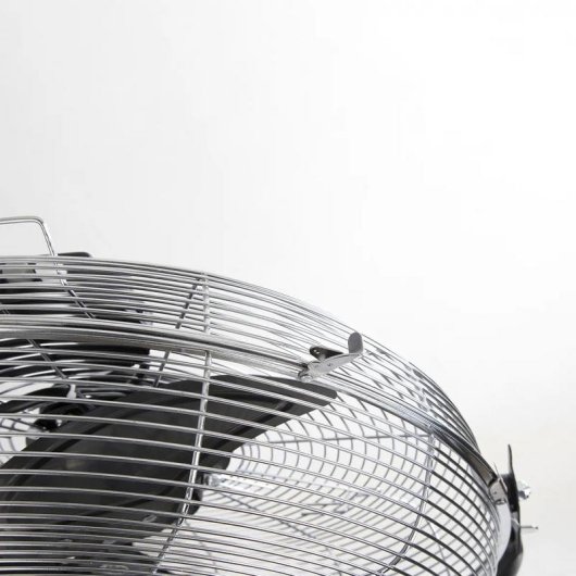 Ventoinha de Pé Industrial Jata JVVP3055 120W 50cm 3 Velocidades Cabeça Oscilante
