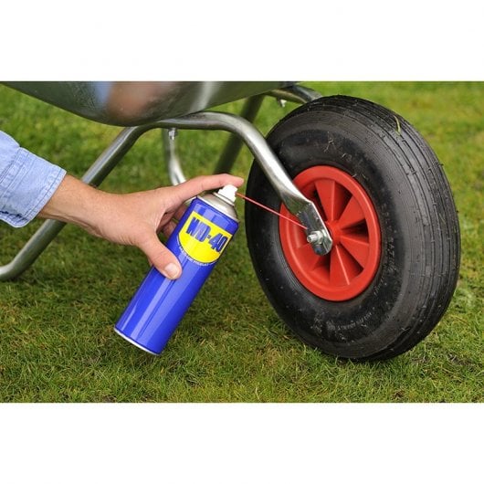 Lubrificante spray multiuso WD-40 400 ml