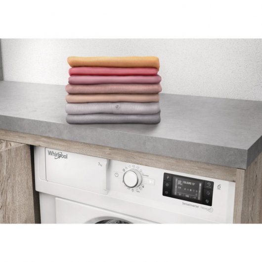 Whirlpool BI WMWG 71483E EU N Máquina de Lavar Roupa Encastrável 7 kg D