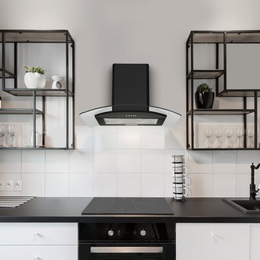 Amsta AMCV60B Campana Decorativa 60 cm Negra