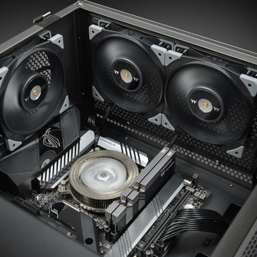 Thermaltake Toughfan 12er-Pack, 2 zusätzliche 120-mm-Lüfter
