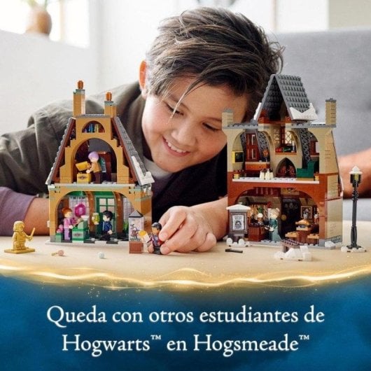 Kit de construcción LEGO® Harry Potter™ 76388 Visita a la Aldea de Hogsmeade™ (851 piezas)
