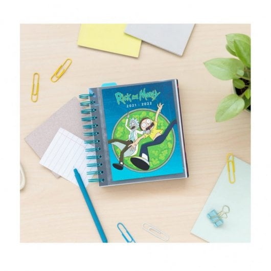 Erik Agenda Escolar 2021/2022 Mediana Día Página Rick & Morty