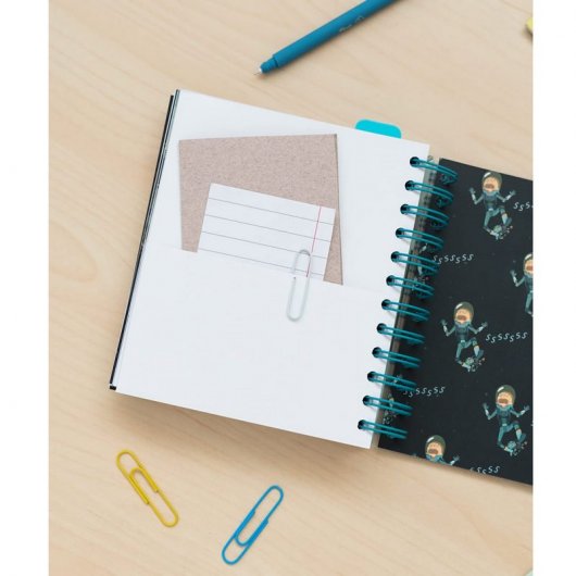 Erik Agenda Escolar 2021/2022 Mediana Día Página Rick & Morty