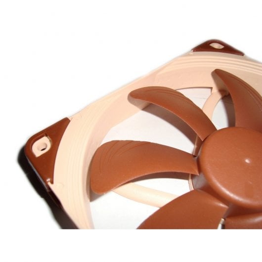 Noctua NF-A14 ULN 140x140 650 giri/min