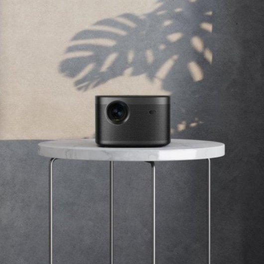 Projetor XGIMI Horizon Pro 4K UltraHD 2200 Lúmenes 300" LED DLP Smart TV