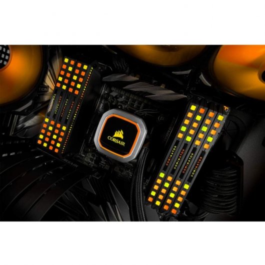 Corsair Dominator Platinum RGB module de mémoire 32 Go 4 x 8 Go DDR4 3600 MHz