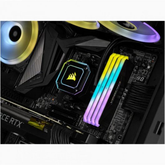 Corsair Vengeance RGB RT DDR4 3600 MHz 16 Go 2 x 8 Go CL18