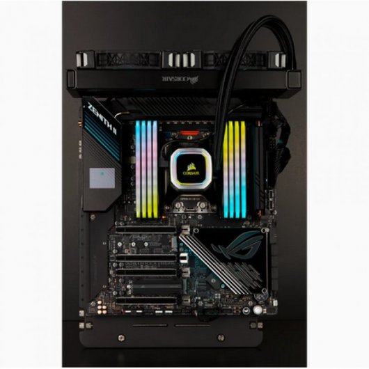 Corsair MP600 PRO 4 TB M.2 NVMe PCIe Gen 4 x4 SSD