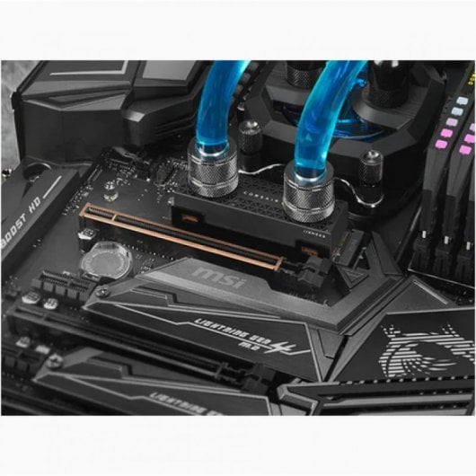 Corsair MP600 PRO XT Hydro X Edition SSD da 2 TB Gen4 PCIe x4 M.2 NVMe