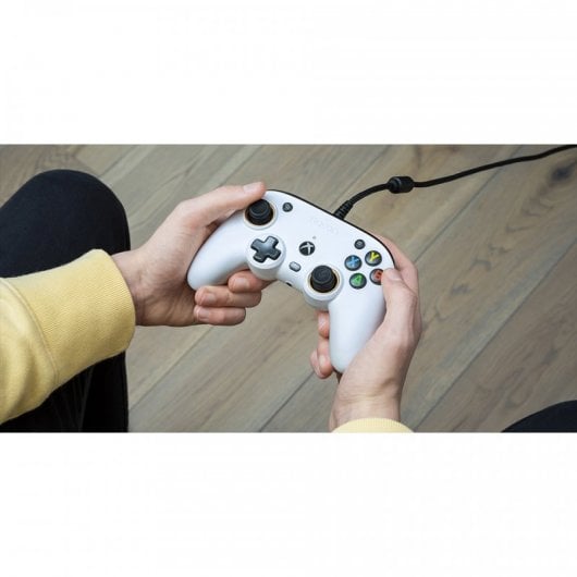 Nacon Pro Compact Controller Xbox Series/Xbox/PC Branco