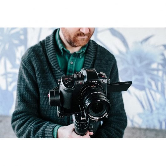 Panasonic Lumix GH5 II 20.3MP WiFi + Objetivo Leica 12-60mm F4