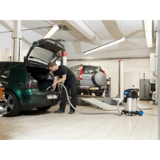 Aspirateur Poussière et Eau Nilfisk ATTIX 40-21 PC 1500W 37L Filtre PET Inox Professionnel