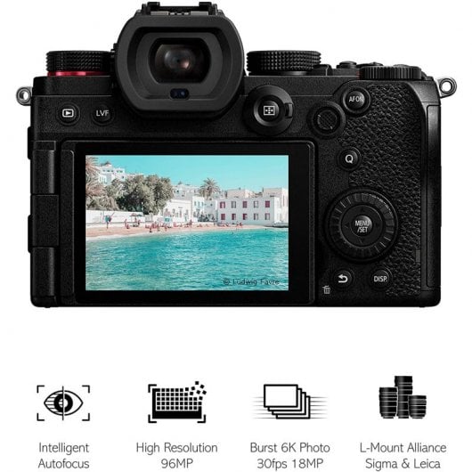 Panasonic Lumix DC-S5K 24MP WiFi + Objetivo 20-60mm F3.5-5.6