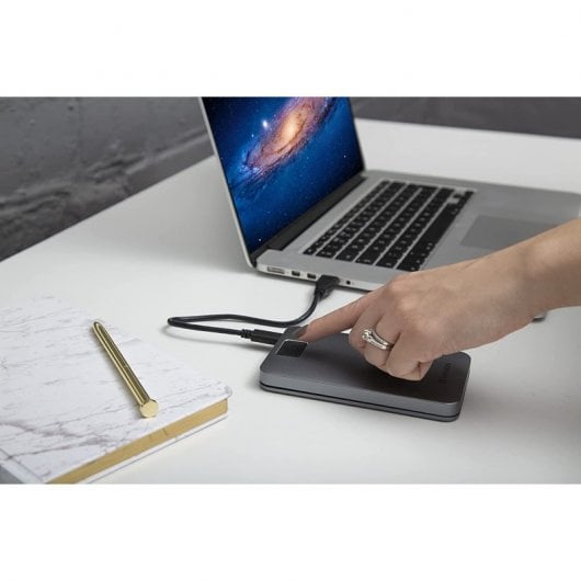 Verbatim Executive Fingerprint Secure 1 TB USB-C Silber