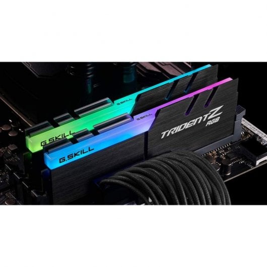 G.Skill Trident Z RVB DDR4 3600 MHz 16 Go 2 x 8 Go CL16