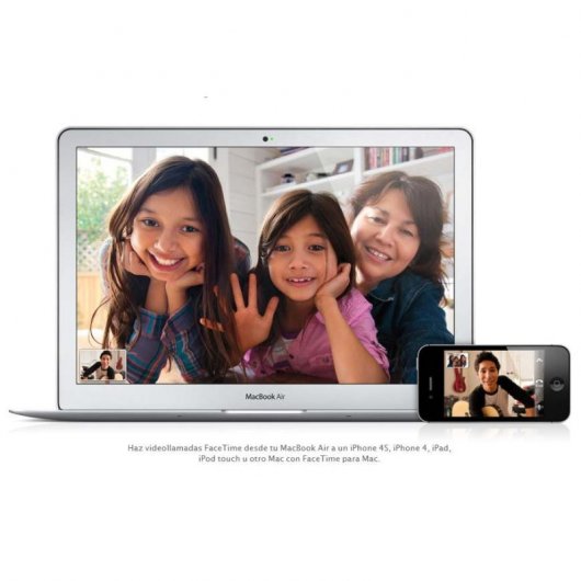 Apple MacBook Air i5/4GB/256GB/13.3" Plata