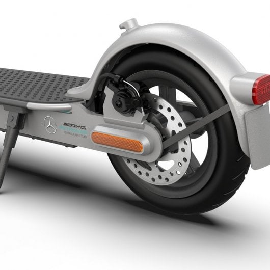 Xiaomi Mi Electric Scooter Pro 2: Mercedes AMG Petronas F1 Edition 25 km/h Preto