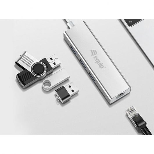 Équipez un concentrateur USB-C vers USB 3.0 à 3 ports avec un port Gigabit Ethernet