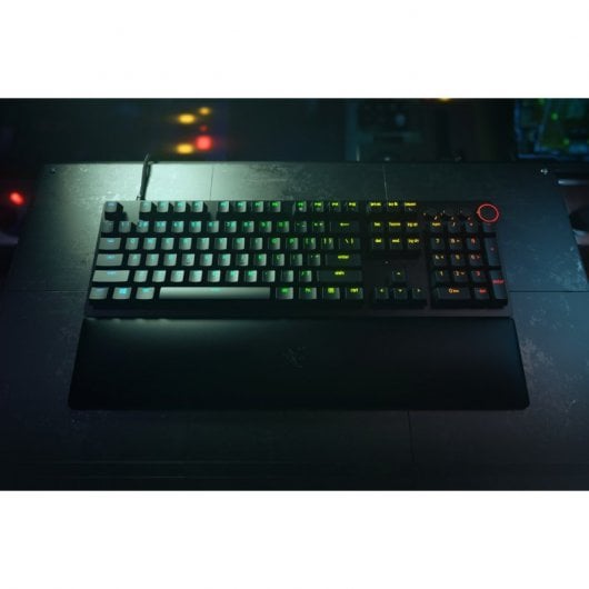 Tastiera da gioco Razer Huntsman V2 Switch viola