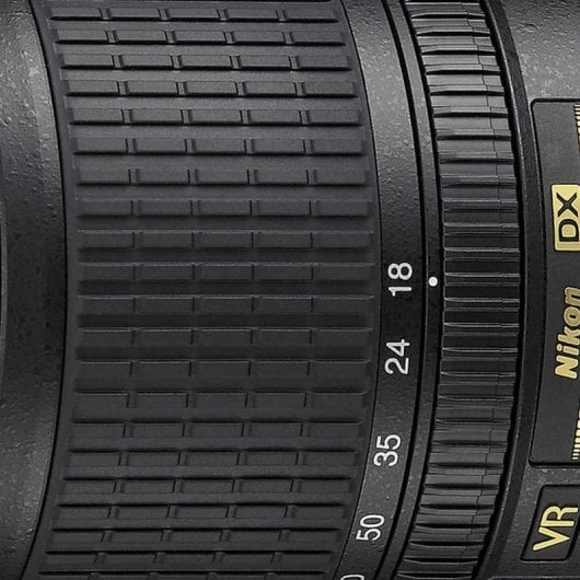 Nikon AF-S DX NIKKOR 18-105mm f/3.5-5.6G ED VR SLR Objetivo de Zoom Estándar Negro