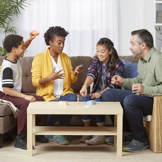 Hasbro Gaming Tabú Familia Juego de Mesa