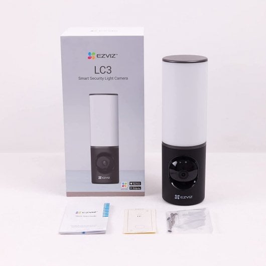 Caméra de surveillance intelligente extérieure EZVIZ 2K avec éclairage intégré 4MP