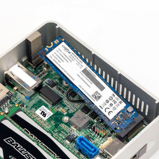 Crucial MX200 500GB M.2 Type 2280