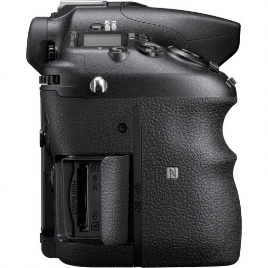 Sony Alpha 77 II 24.3MP + 16-50 Kit
