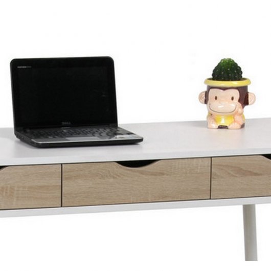 Mesa Escritorio UCLA