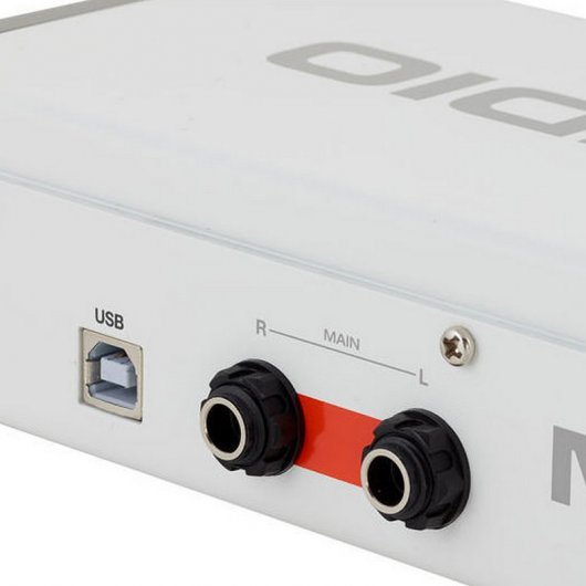 M-Audio Vocal Studio Pro Bundle